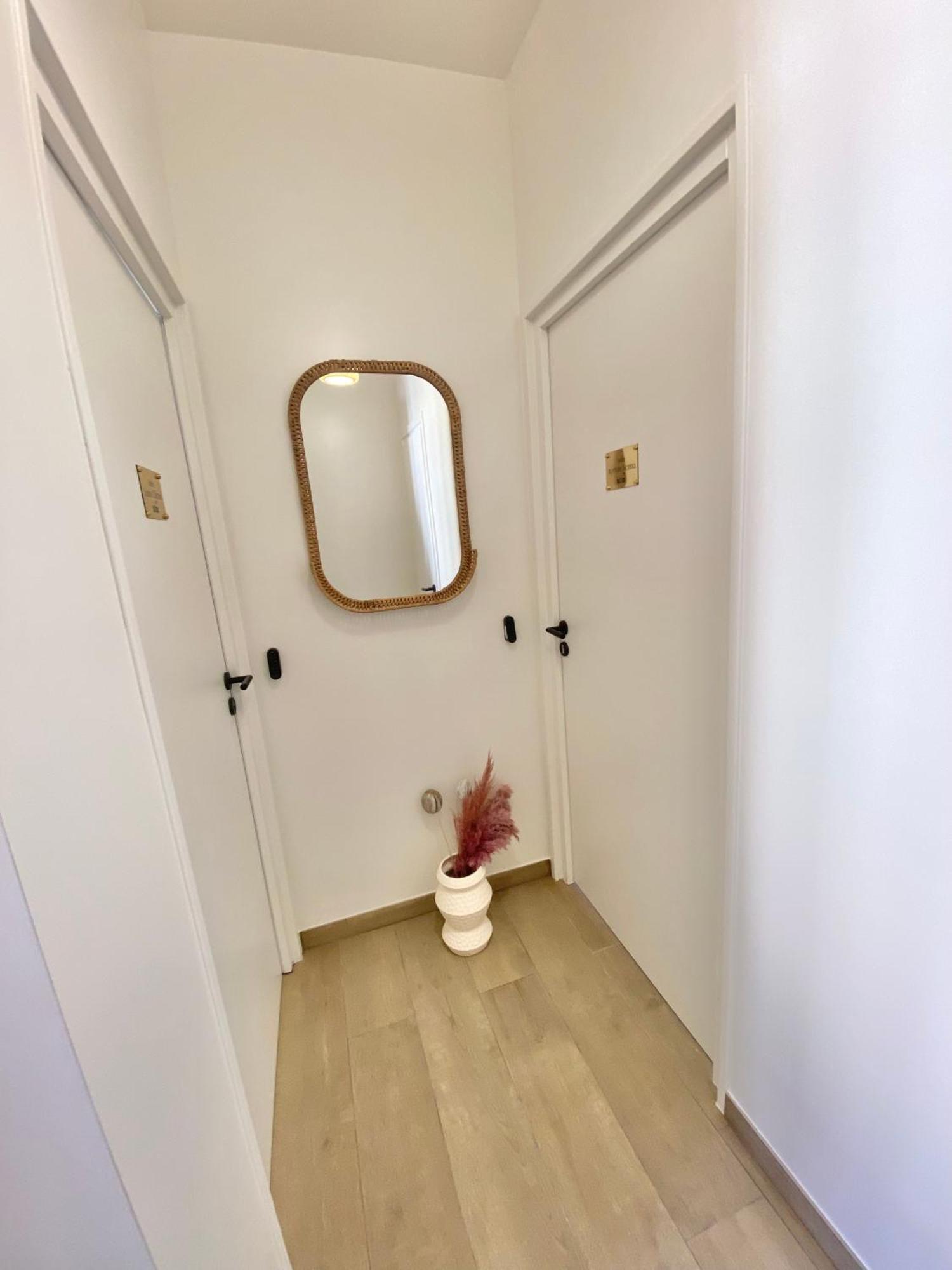 Appartement Moderne Climatise Monaco Vue Mer Cap-d'Ail Eksteriør bilde